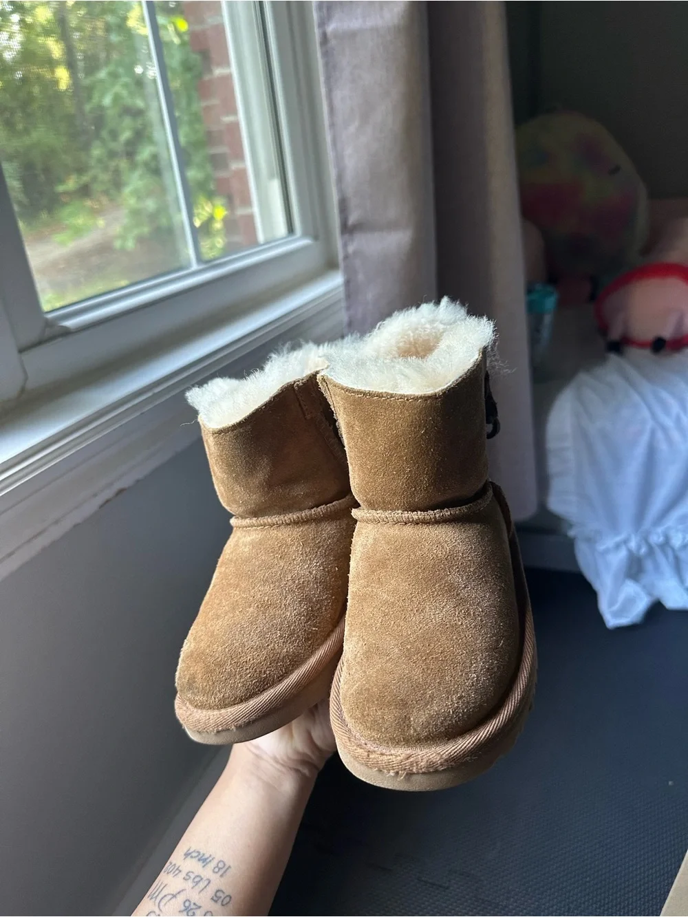 UGGS kids boots size 9